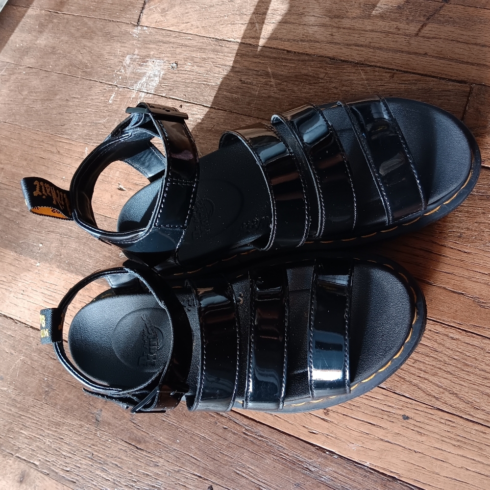 🎃Dr. Martens women's black sandals 7